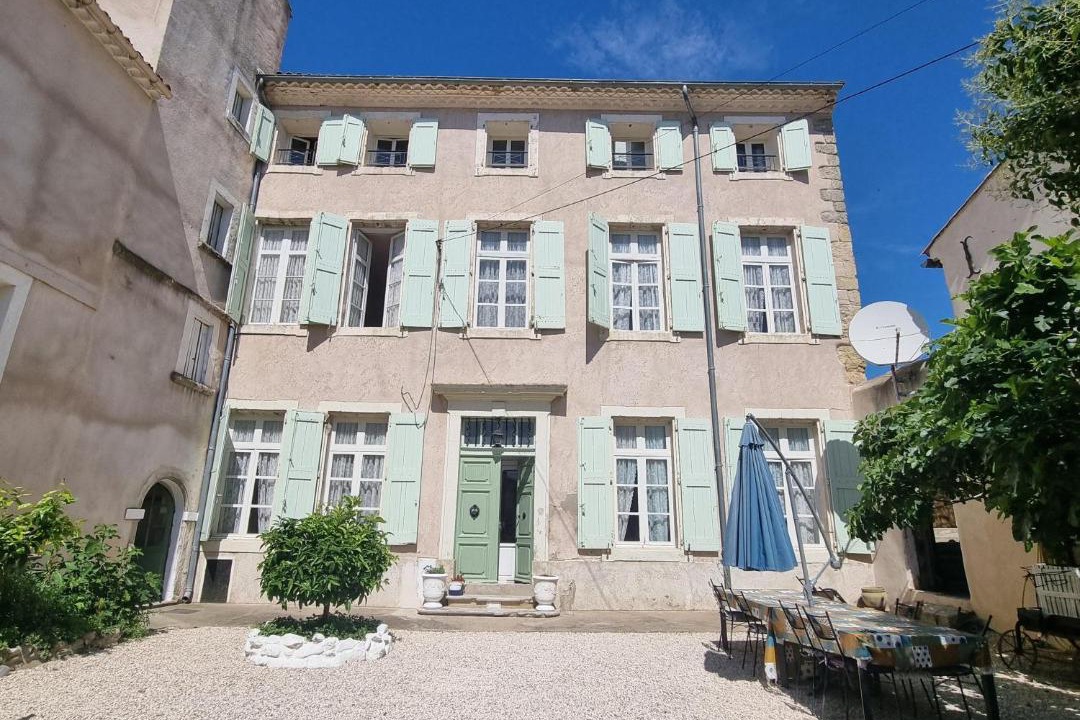Photo of Buildings in Capestang