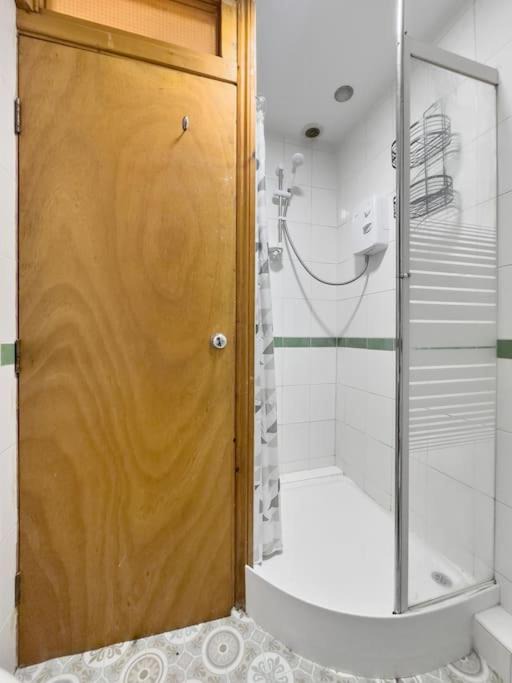 Photo of Bathroom in South Harrow