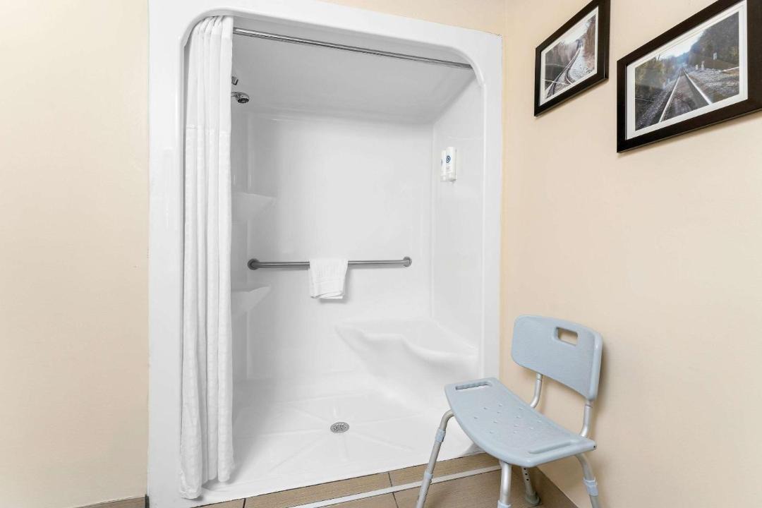 Photo of Bathroom in Warner Robins