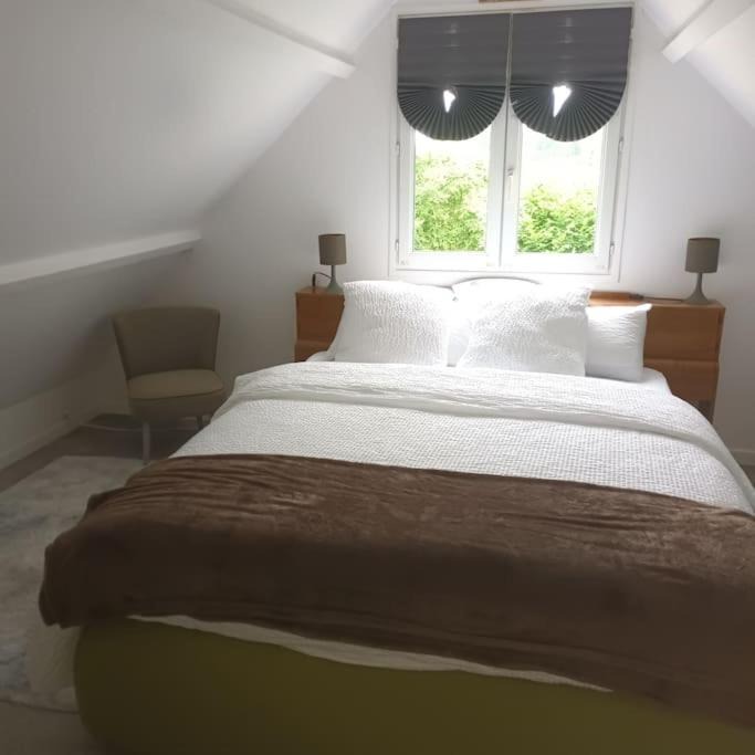 Photo of Bedroom in Lavacourt