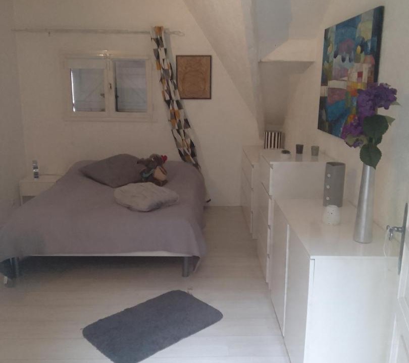 Photo of Bedroom in Romainville