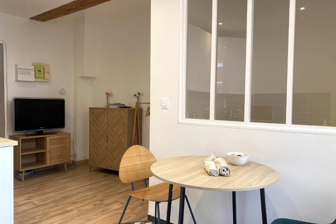 Photo of Others in Old Lyon