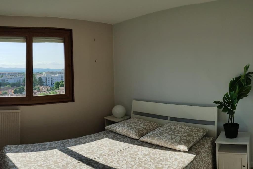 Photo of Bedroom in Saint-Priest