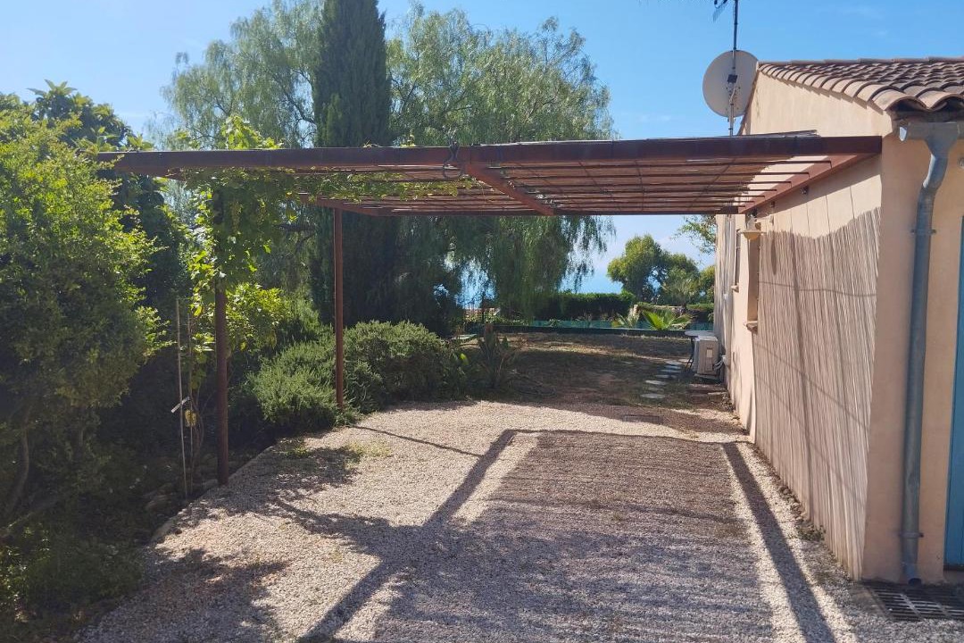 Photo of Others in Saint Antoine