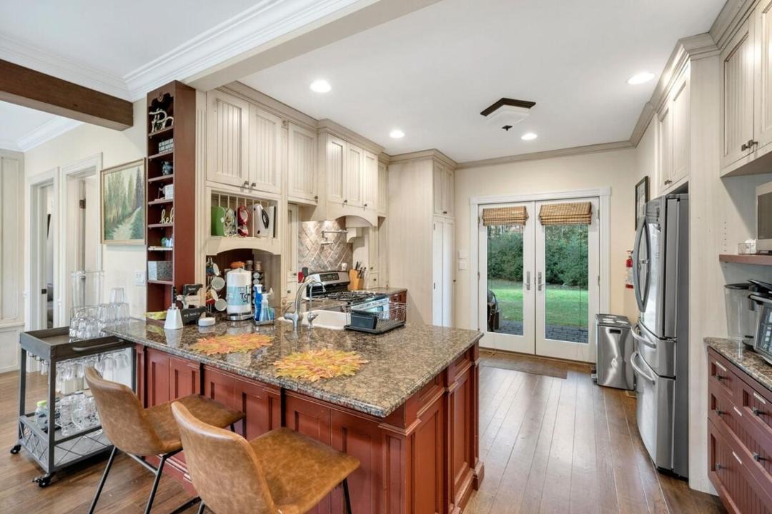 Photo of Kitchen in Highland Lake
