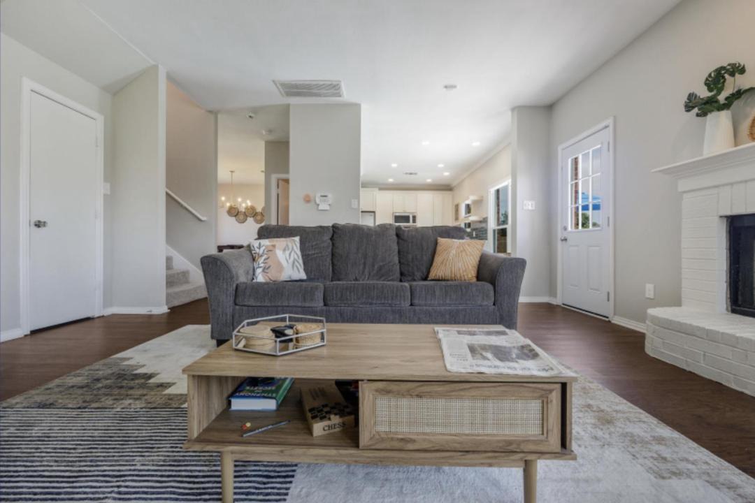 Photo of Livingroom in Little Elm