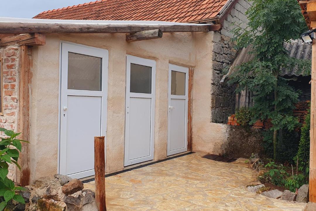 Photo of Buildings in Gracac