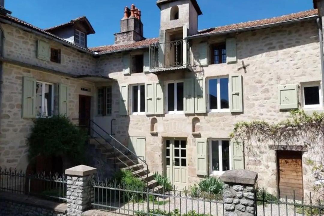 Photo of Buildings in Rouffiac