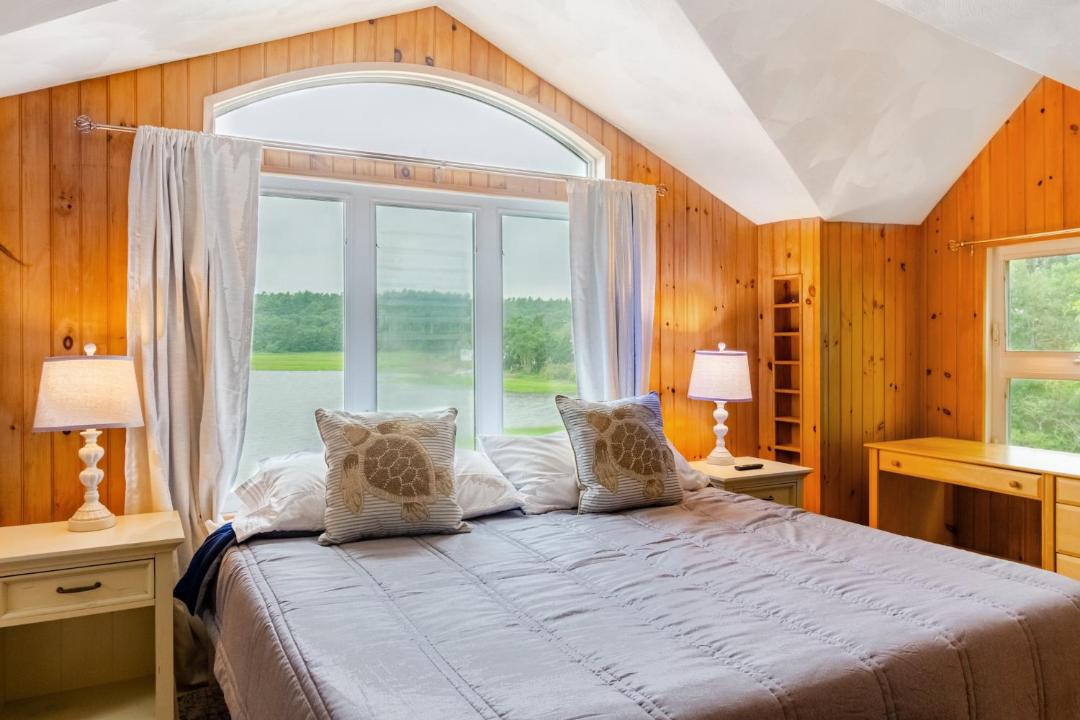 Photo of Bedroom in Onset