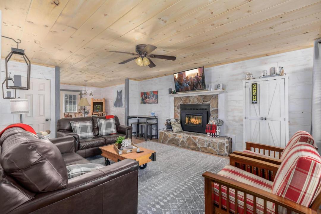 Photo of Livingroom in Cosby