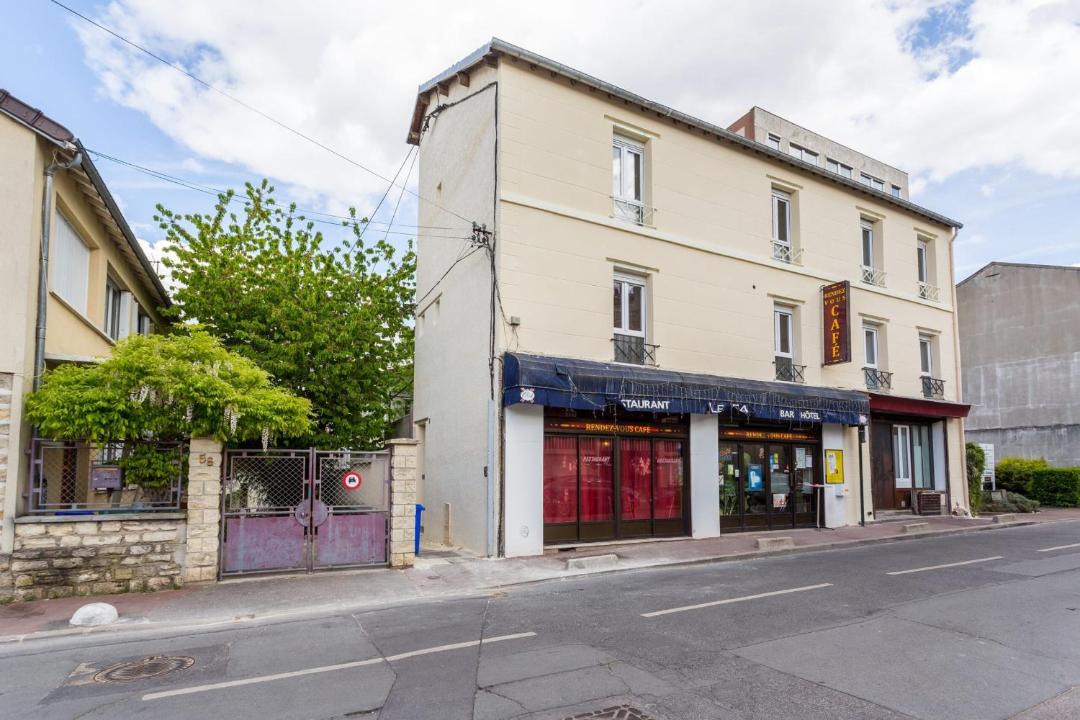 Photo of Buildings in Malakoff