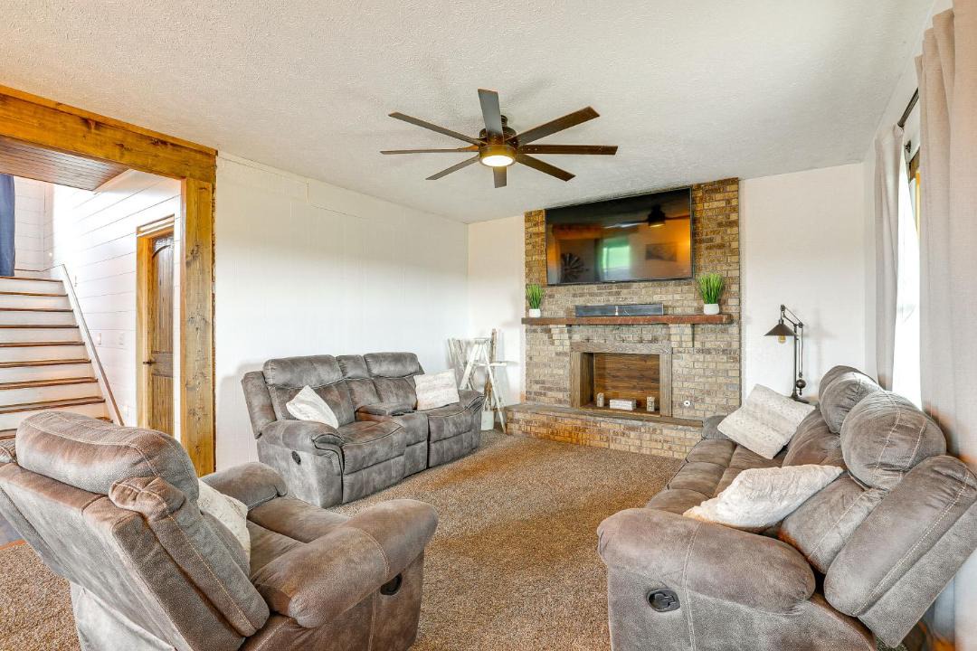 Photo of Livingroom in Seward County