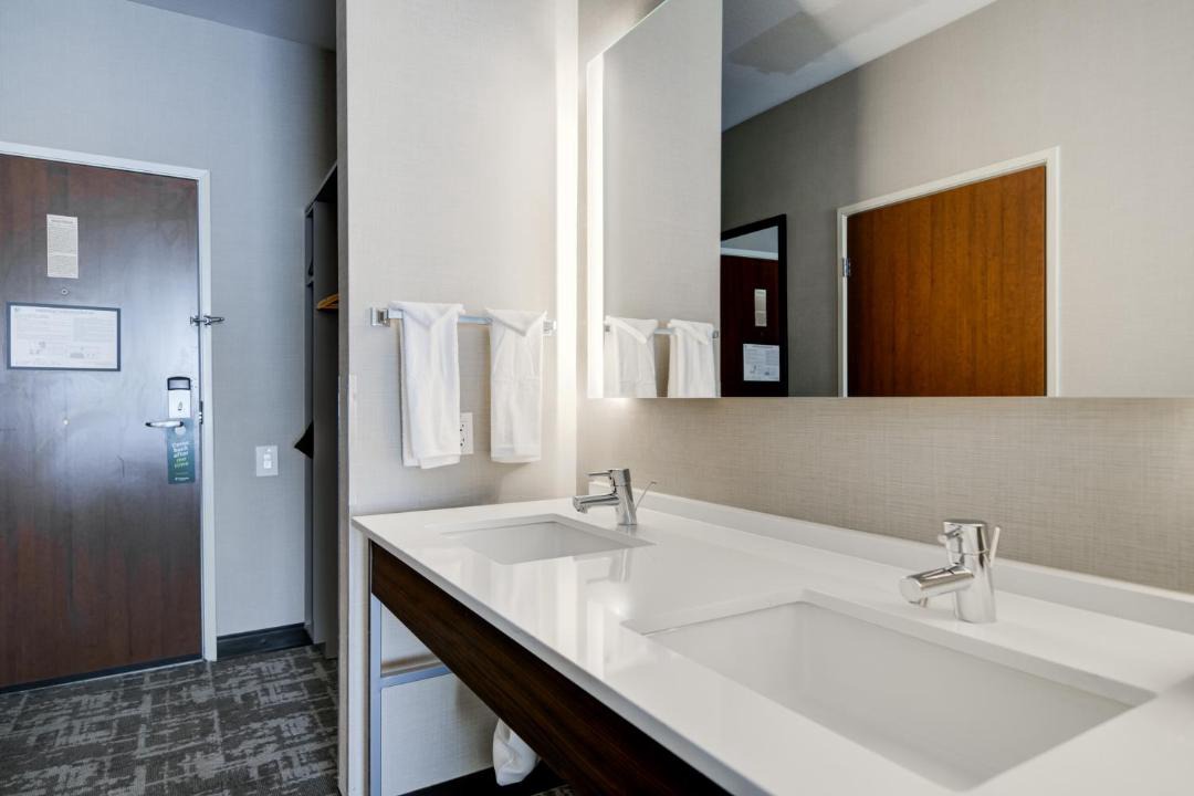Photo of Bathroom in West Yellowstone