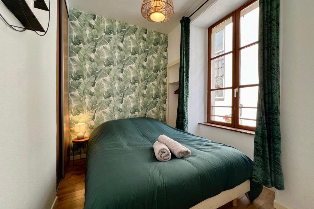 Photo of Bedroom in Montbeliard