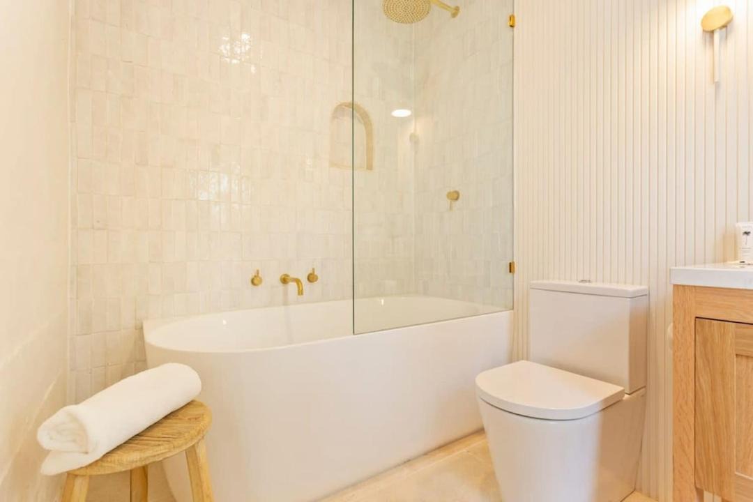 Photo of Bathroom in Cowes