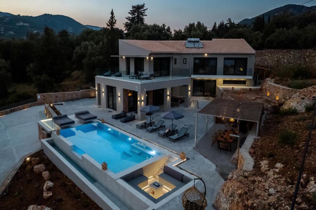 Photo of Others in Mikros Gialos