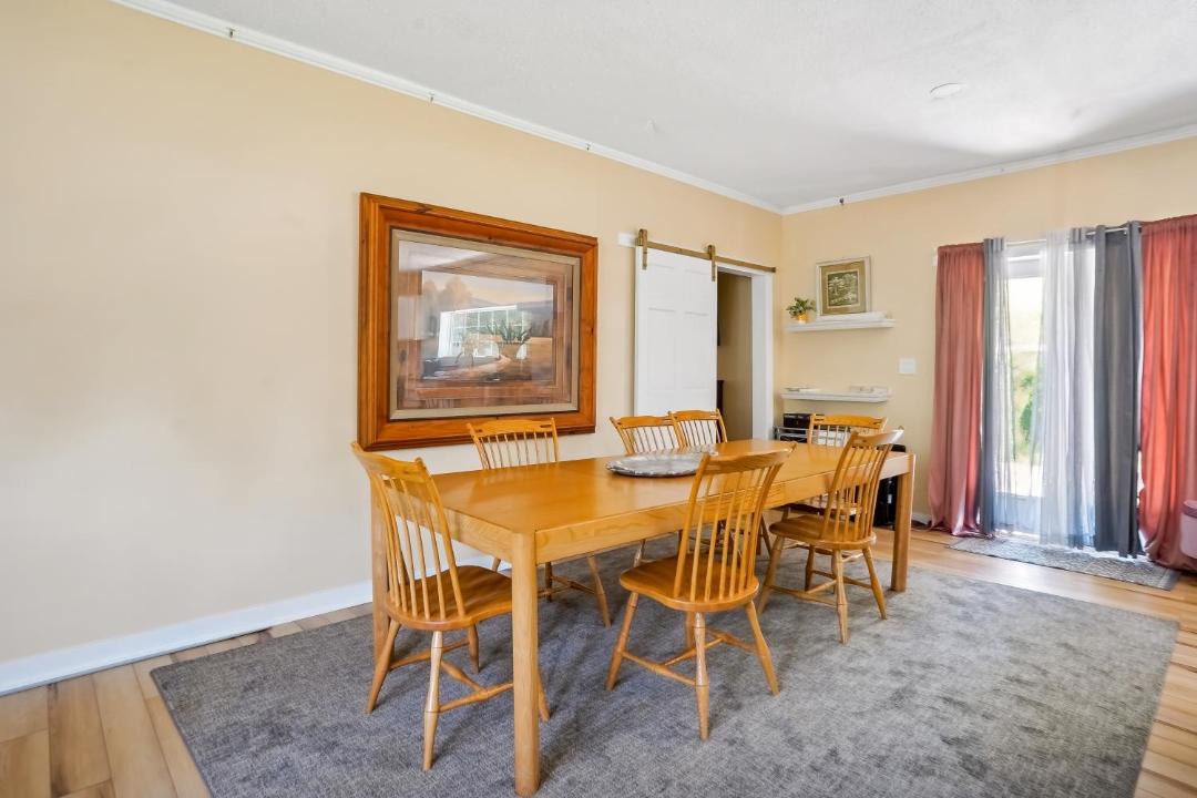 Photo of Livingroom in Morganton