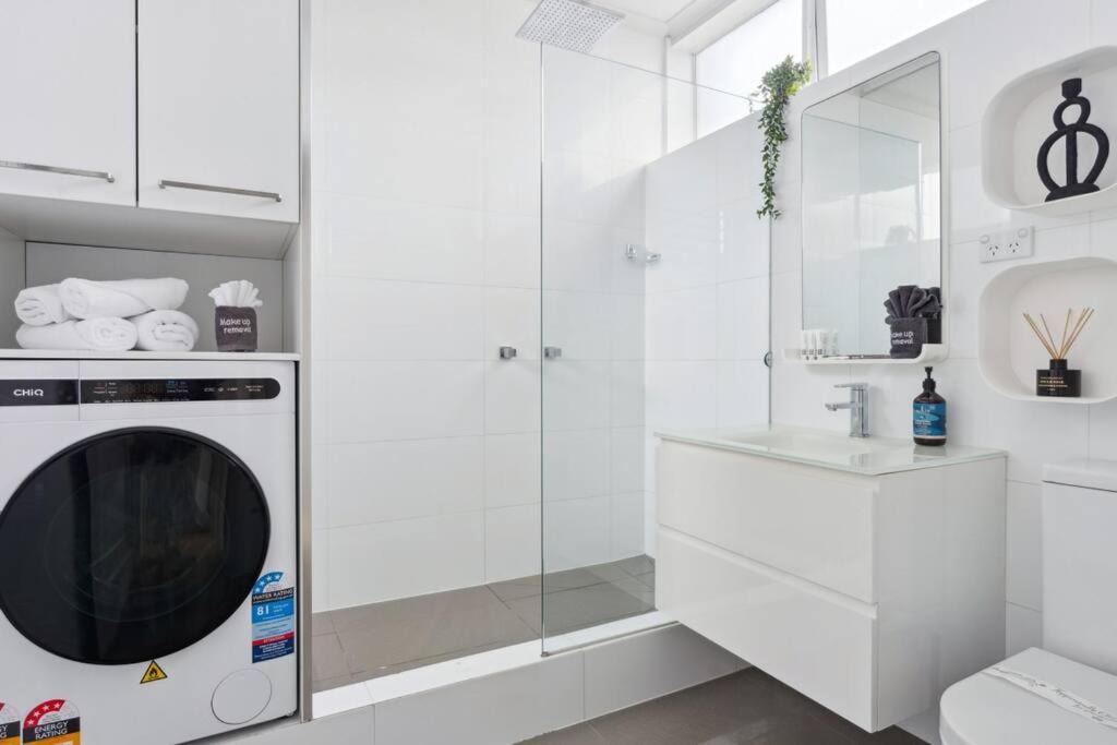 Photo of Others in St. Kilda East