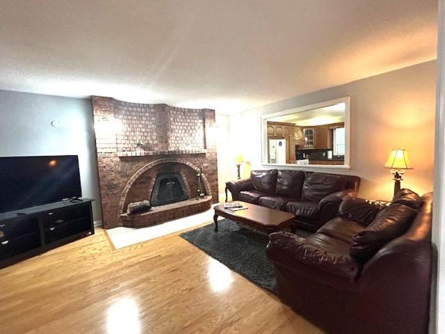 Photo of Livingroom in Wasaga Beach