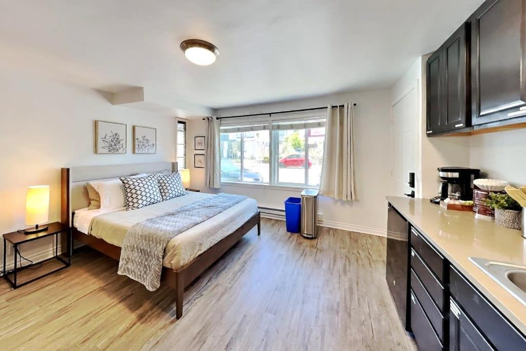 Photo of Others in Alki