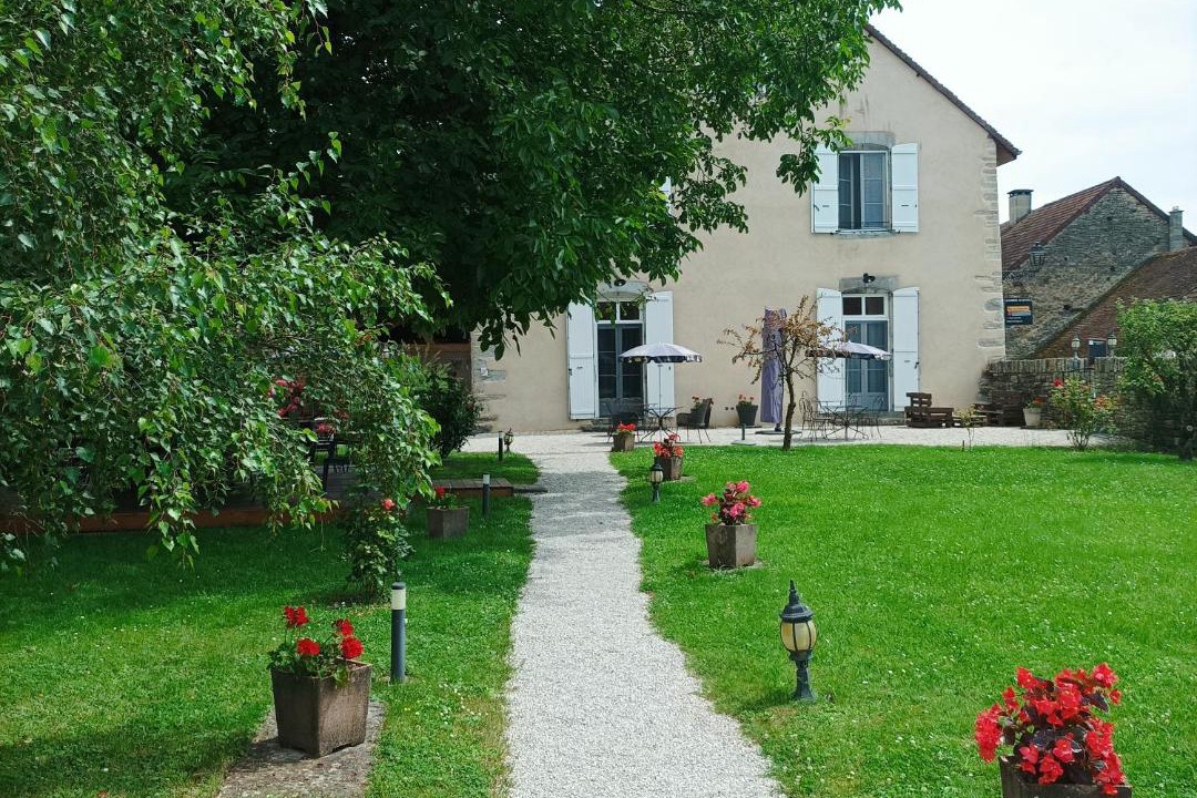 Photo of Others in Chateau-Chalon