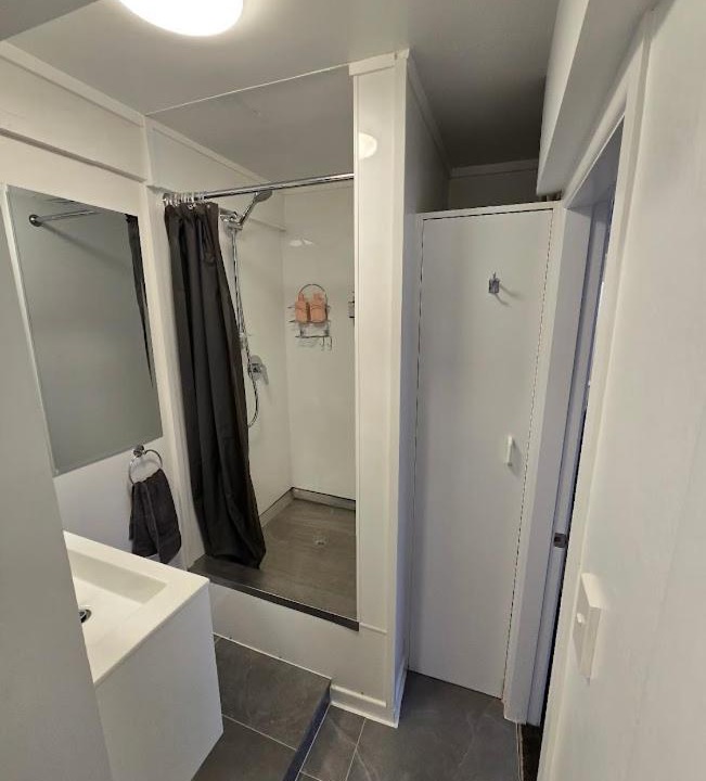 Photo of Bathroom in Miramar