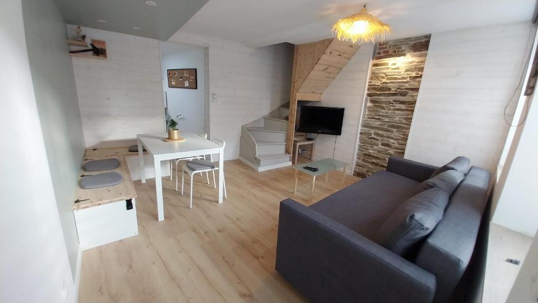 Photo of Livingroom in Fumay