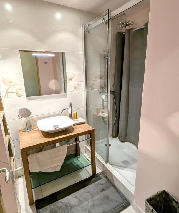 Photo of Bathroom in Saint-Andre-les-Vergers