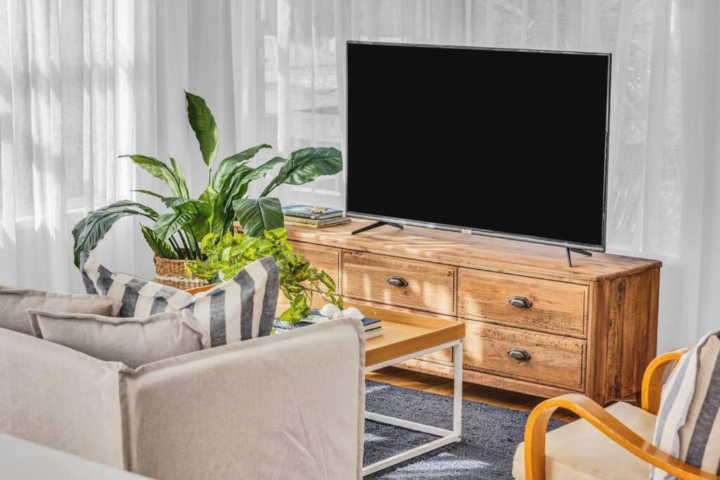 Photo of Livingroom in Eden