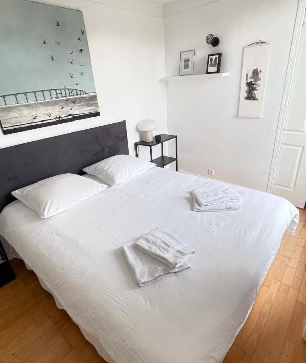 Photo of Bedroom in Buc