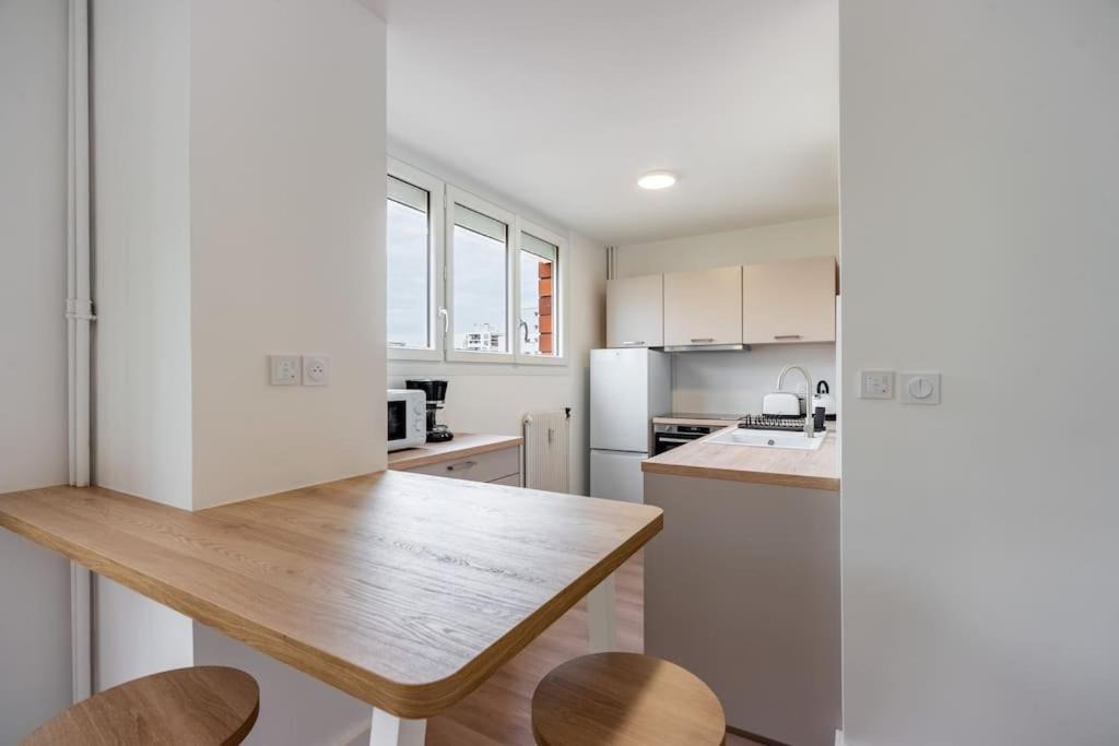 Photo of Kitchen in Haussonville-Blandan-Mon Desert-Saurupt