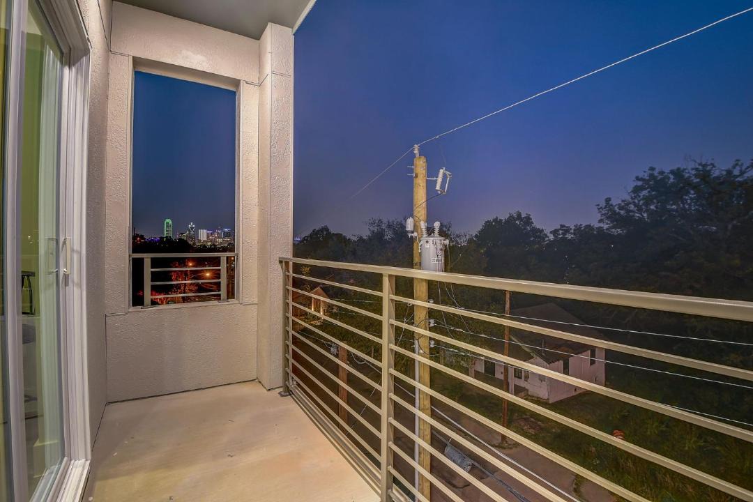Photo of Patio Balcony in Cedar Crest