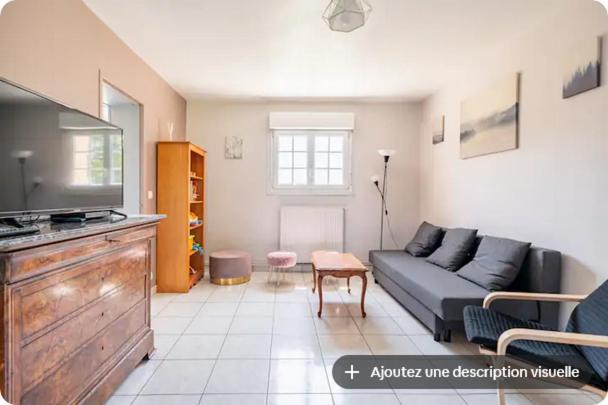 Photo of Livingroom in Neuille-Pont-Pierre