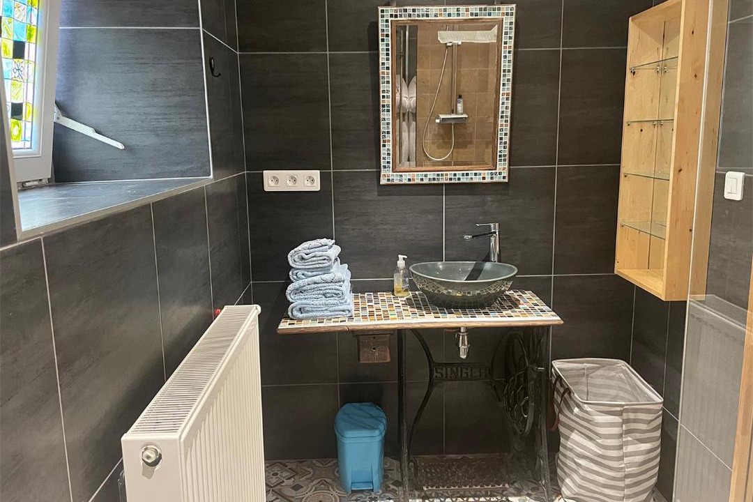 Photo of Bathroom in Langoelan