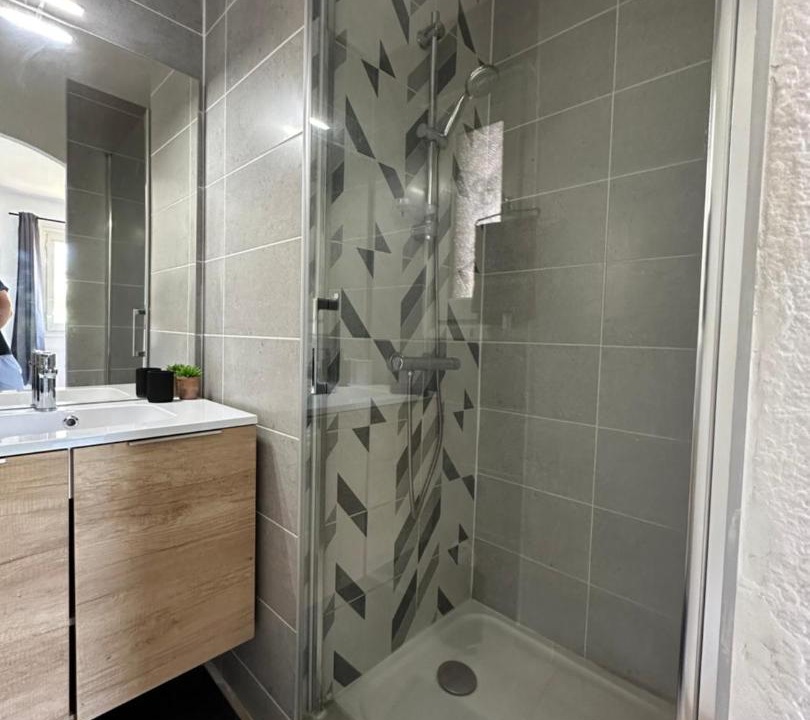 Photo of Bathroom in Les Hauts de Canet
