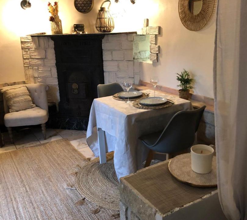 Photo of Livingroom in Ville-Saint-Jacques