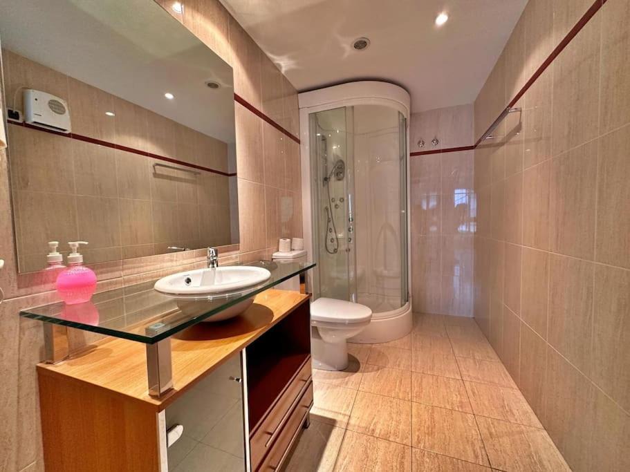 Photo of Bathroom in Encamp