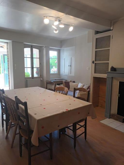 Photo of Livingroom in Lindry