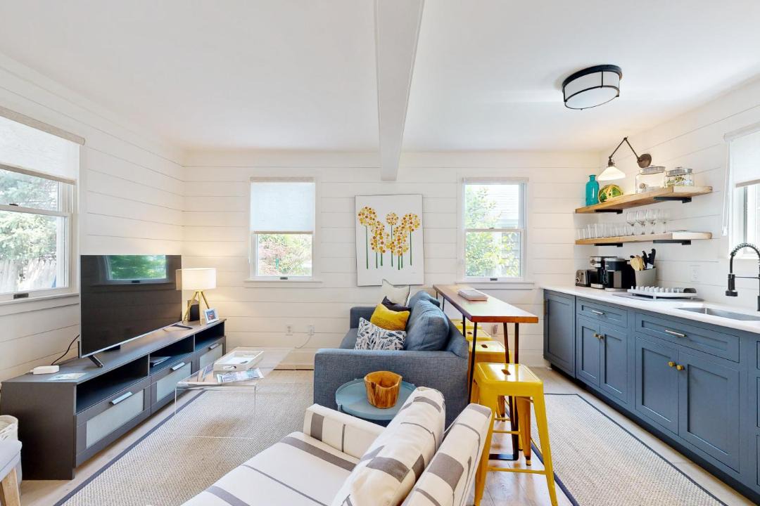 Photo of Livingroom in Provincetown