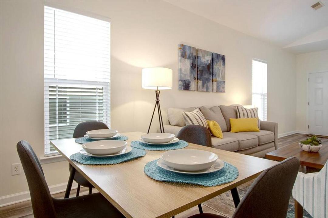 Photo of Livingroom in Port Wentworth