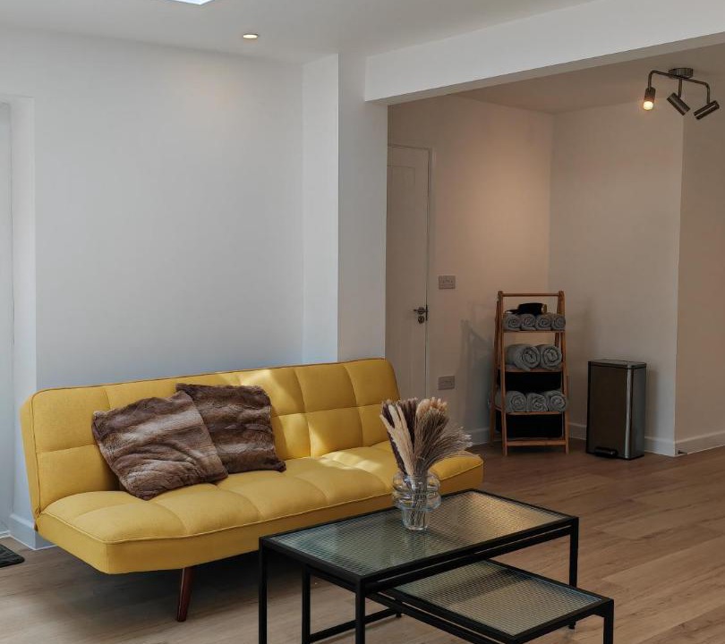 Photo of Livingroom in Patchway