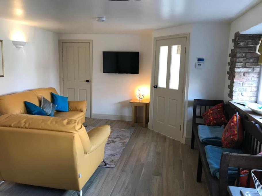 Photo of Others in Alne