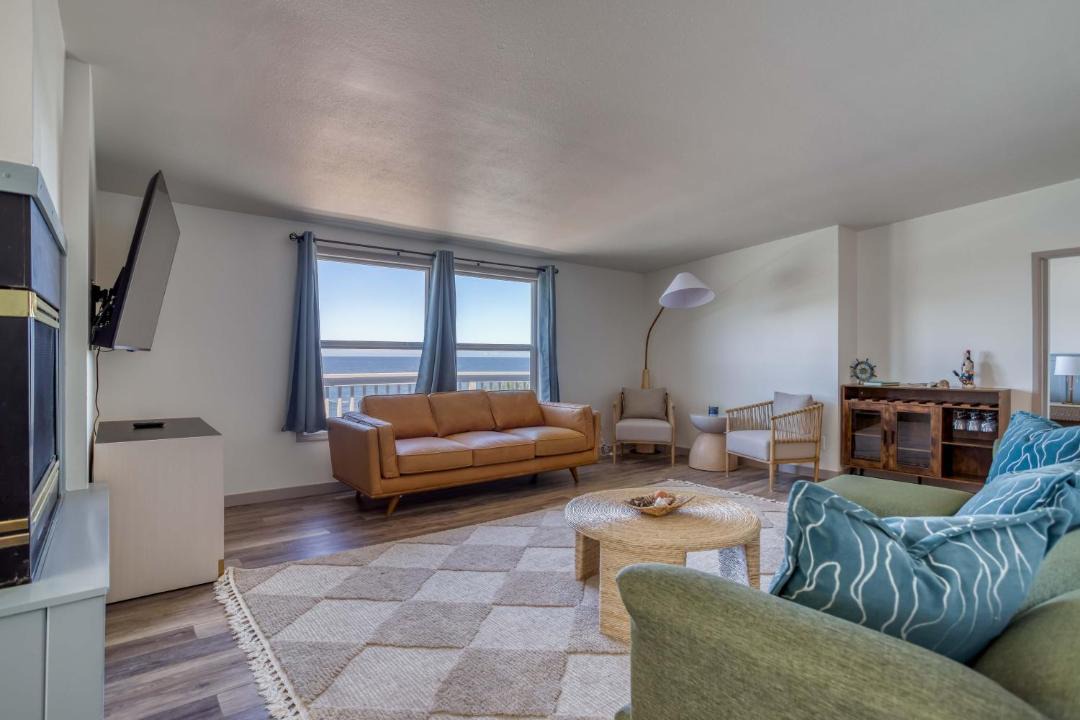 Photo of Others in Lincoln Beach