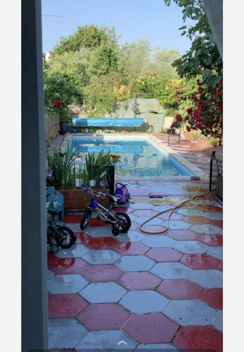 Photo of Others in Brondesbury Park