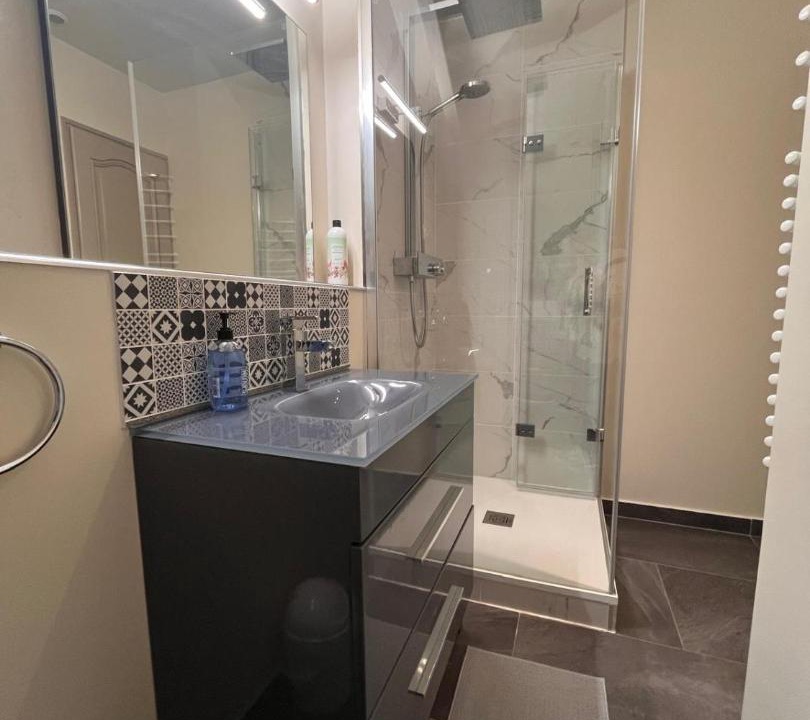 Photo of Bathroom in Chilly-Mazarin