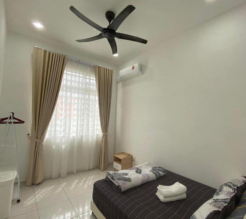 Photo of Others in Serom