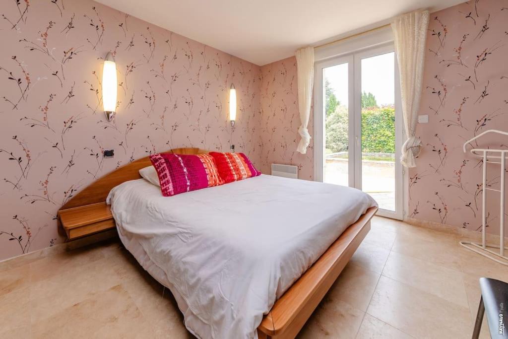 Photo of Bedroom in Lisle-sur-Tarn
