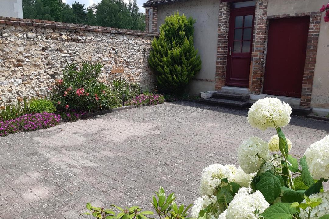 Photo of Others in Neuvy-sur-Barangeon