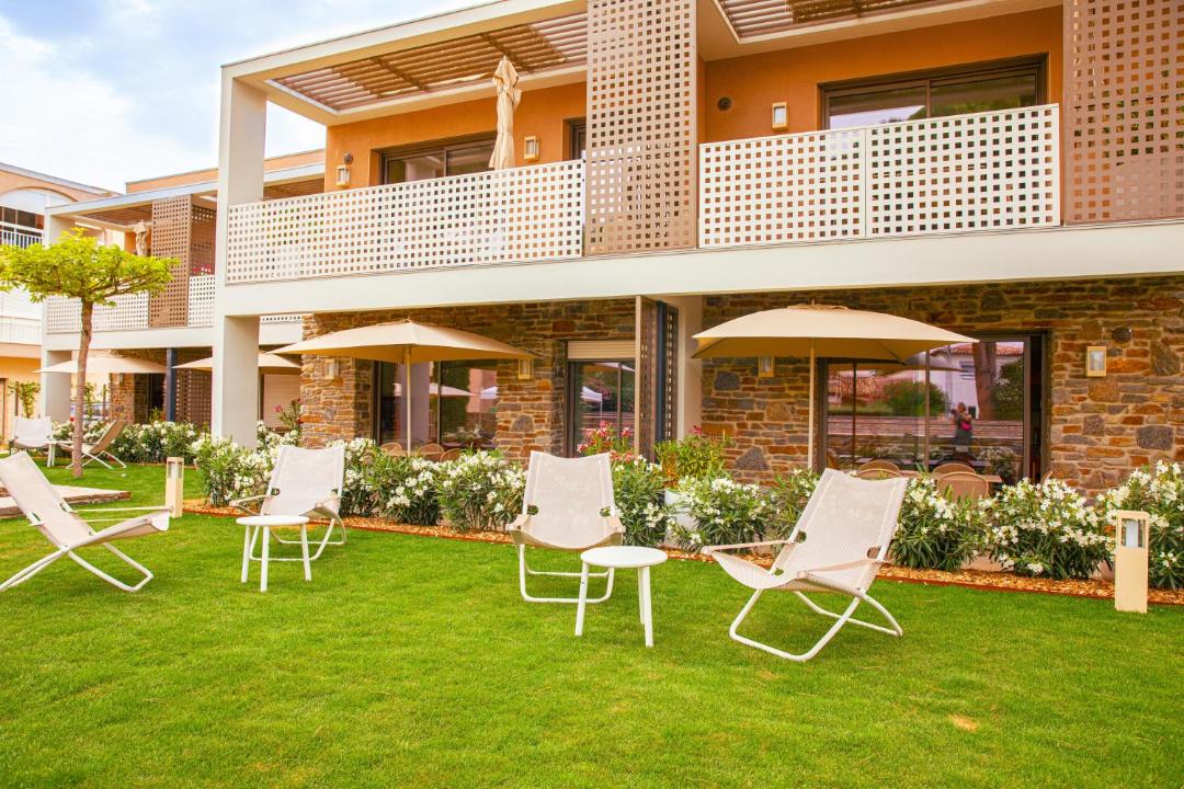 Photo of Others in Cavaliere