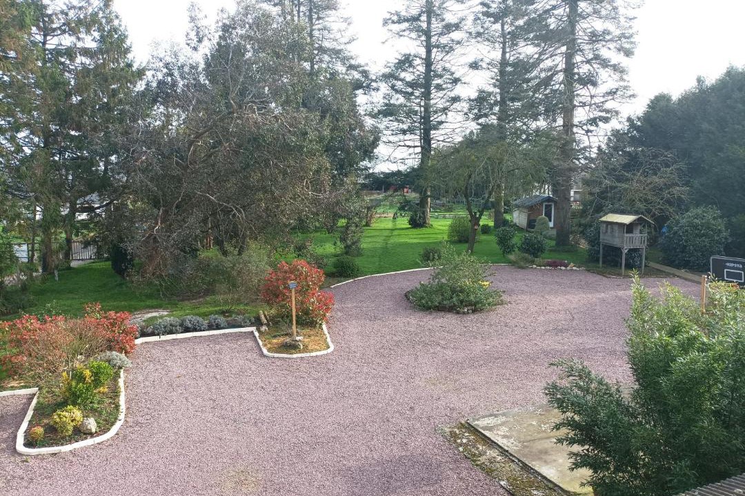 Photo of Others in Annebault